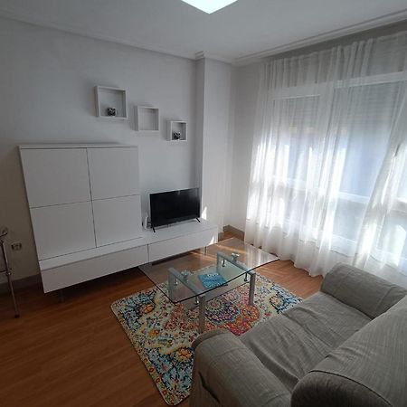 Apartamento Hospital Los Prados Parking Gratuito Oviedo Luaran gambar